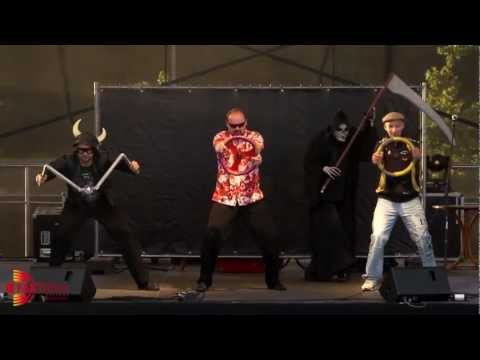 Drajwery kabaretu Dno w ramach Faktorii Kultury i Narodowy Eksperyment Bezpieczeństwa.