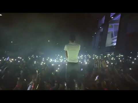 Lil Baby performs Drip Too Hard