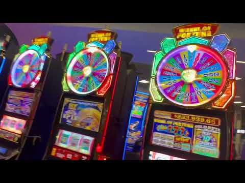 Slot Machines at Las Vegas Airport #gambling #nevada #travel #vacation tion
