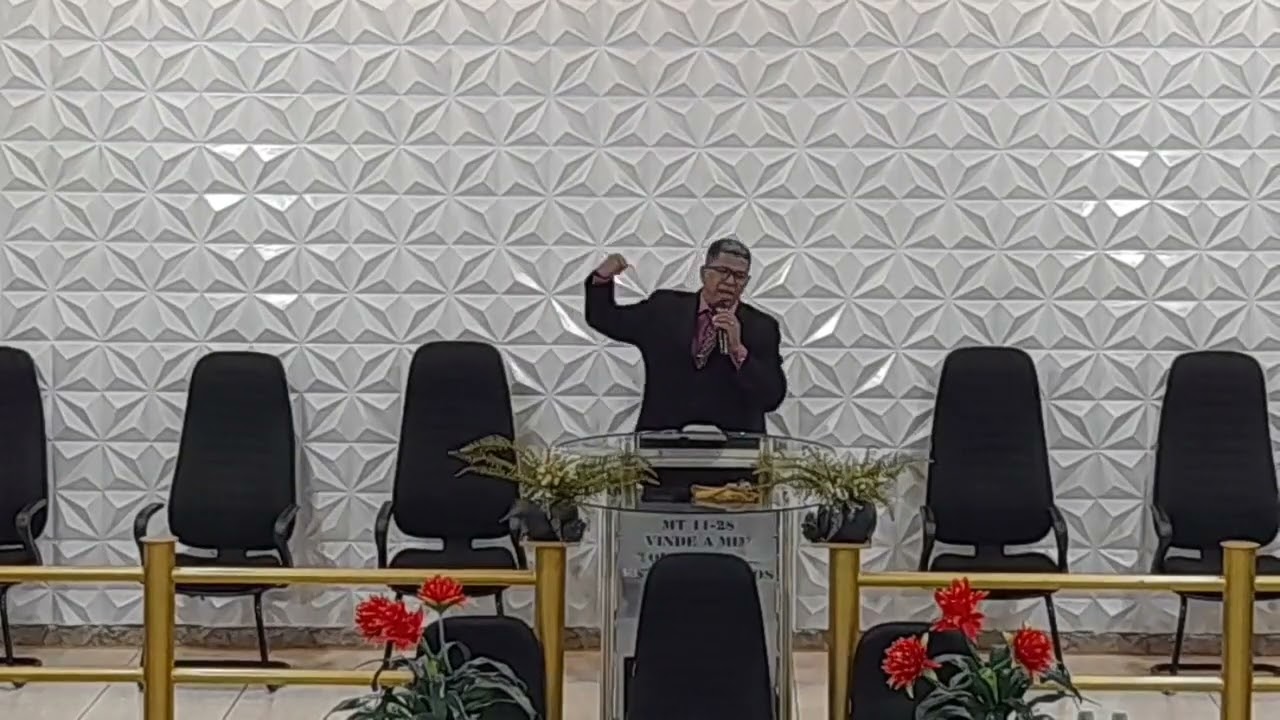 Pr. Júnior. Tema: Não deixe acabar o azeite da candeia, e nem apagar a luz. IEAD. Minist. Belém.