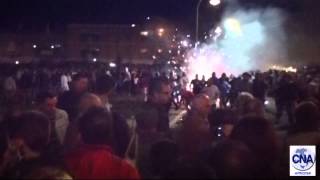 preview picture of video 'Apricena festa patronale, Spettacolo pirotecnico offerto dagli artigiani di Apricena 27 05 2013'