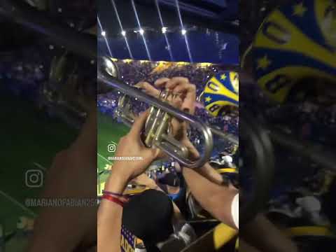 "FIESTA EN LA 12 Y RECIBIMIENTO A CAVANI " Barra: La 12 &bull; Club: Boca Juniors