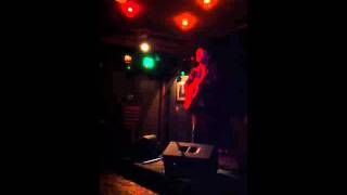 Kevin Devine performing "No Time Flat"