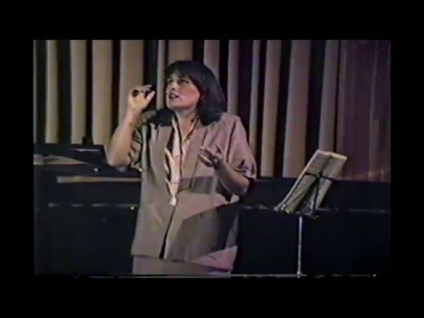 Céline Imbert - Adoração - Camargo Guarnieri -