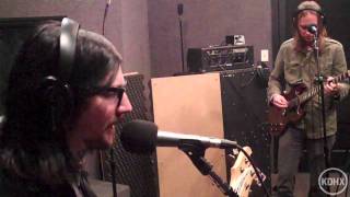 The Greenhornes "Go Tell Henry" Live at KDHX 3-22-11 (HD)
