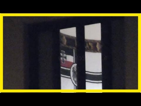 Firenze, bandiera del reich in caserma: doppia denuncia per il carabiniere