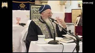 ספירת העומר בהלכה ובאגדה - שיעורי מנחת יהודה - מרן הרב מרדכי אליהו (הרב מרדכי אליהו זצ"ל) - התמונה מוצגת ישירות מתוך אתר האינטרנט יוטיוב. זכויות היוצרים בתמונה שייכות ליוצרה. קישור קרדיט למקור התוכן נמצא בתוך דף הסרטון