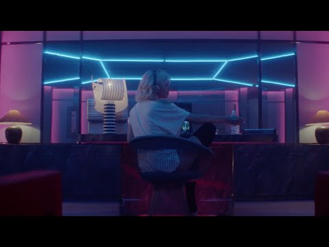 The Metro (Berlin) - Synthwave cover by Bzzrkr