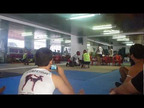 MUAY THAI LUTA TREINO 20/10/2012