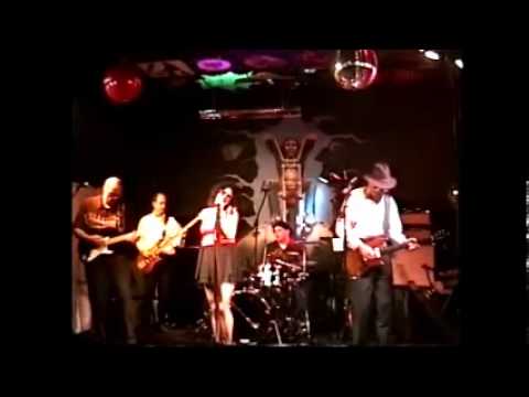 Bluephonic live video - True Love-Fever