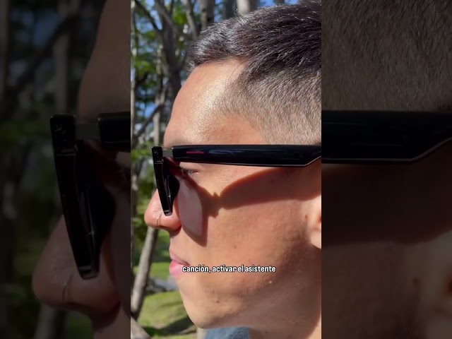 Vídeo relacionado con MOZbatte Smart Glasses con Cámara HD 32MP, Gafas Inteligentes con Traducción IA en Tiempo Real, Llamadas Bluetooth y Música, Incluye Lentes de Sol y Anti-Luz Azul Intercambiables W630
