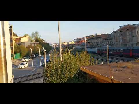 Intercity Notte Siracusa-Roma Termini in transito alla stazione di Battipaglia.
