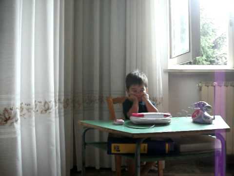 segura menino....!!!!!!!!!!1