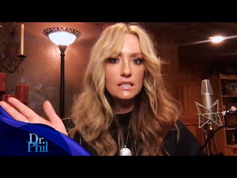 Country Singer Clare Dunn Was Allegedly Attacked By Her Rideshare Driver