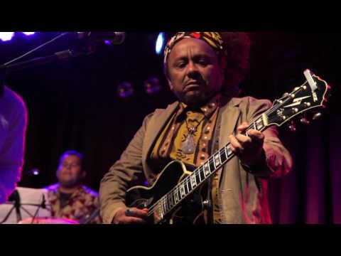 Höröyá com Chico César - Pedra de Responsa