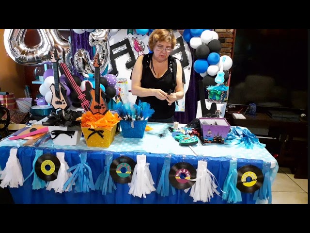 Vídeo relacionado con Ywediim Suministros para Fiestas de Rock and Roll, Que Incluyen Pancarta con Purpurina Born to Rock, telón de Fondo Born to Rock, Guirnalda de Globos y más para Decoraciones temáticas de música Rock