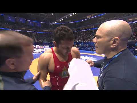 1/4 FS - 86 kg: M. AMINE (SMR) v. A. DUDAROV (GER)