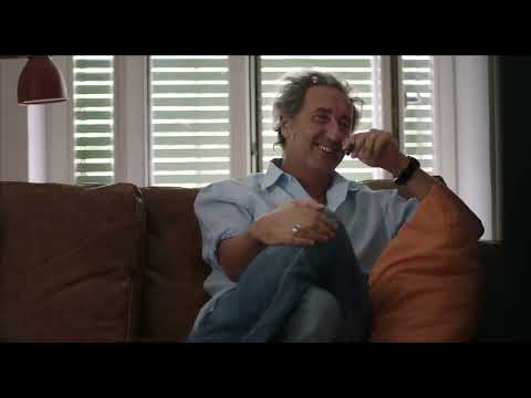 Le clip ita del film Laggiù qualcuno mi ama - 2023