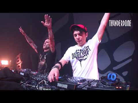 DJ Mad Dog vs Noize Suppressor at Thunderdome 2017