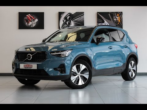 Volvo XC40 T4 PLUS DARK RECHARGE - Image 2