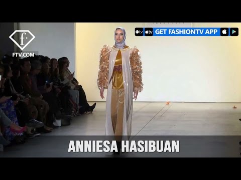 New York Fashion Week Fall/Winter 2017-18 - Anniesa Hasibuan | FashionTV