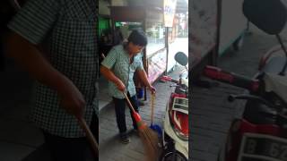 Download lagu Kasir Indomaret bohay mp3 Download lagu Kasir Indomaret bohay mp3