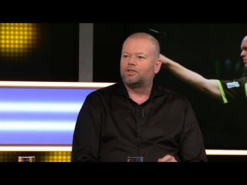 Van Barneveld noemt Van Gerwen geniaal!  - RTL 7 DARTS: PREMIER LEAGUE
