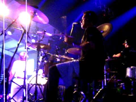 Duda Mendes na fantastic dia 05/06/09