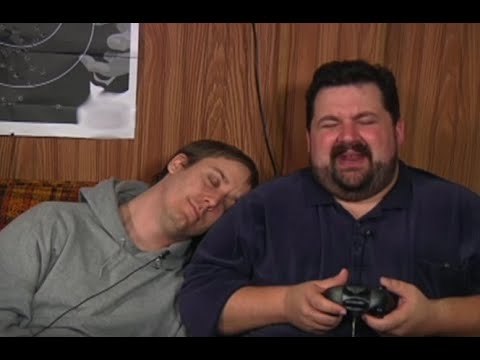 Giant Bomb - Ryan and Dave get frightened by thunder in Morrowind.
