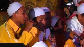 Download lagu Annurul Kassyaaf - madley Ya Robbibil Musthofa, muhammadun mp3