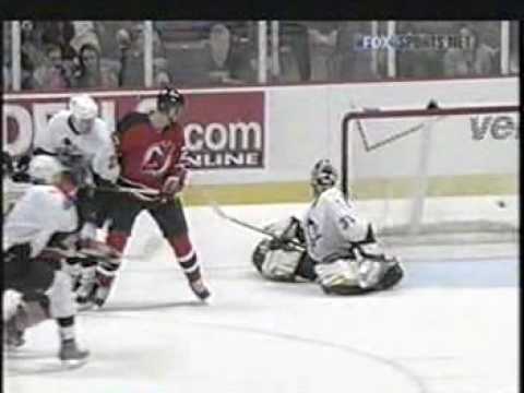 2003-04 vs. PIT: Paul Martin/Viktor Kozlov Goals