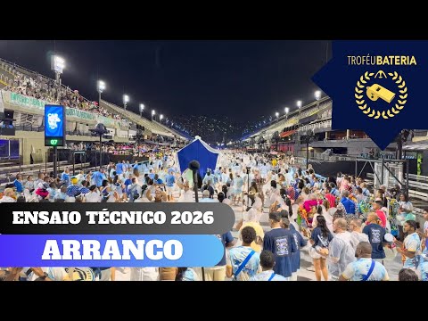 Bateria do Arranco no ensaio técnico para o carnaval 2026