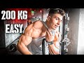 Dieser Nacken zieht locker 200 KG!
