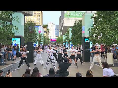 PiXXiE - NOT BAD cover by ROOKIE GIRL K-TEAM ROOKIES (D-Na DEENAREE) @Siam Square One [20230609]