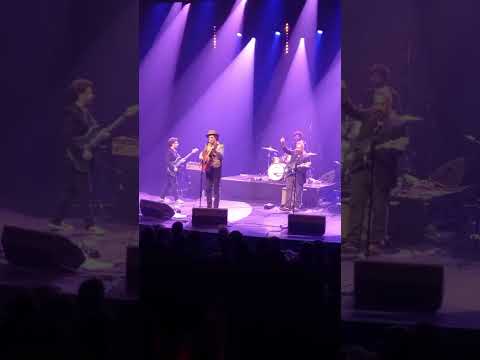 GIACOMO LARICCIA & TRINIDAD - Centro di gravità Live @ CC Seraing (BE) #shorts