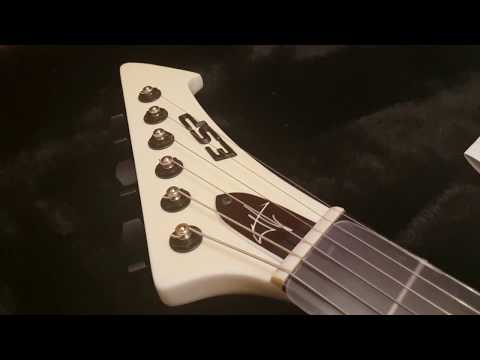 2011 ESP CUSTOM SHOP JAMES HETFIELD METALLICA SIGNATURE SNAKEBYTE WHITE EXPLORER GUITAR VIDEO REVIEW