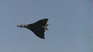 preview picture of video 'AVRO Vulcan   XH558'