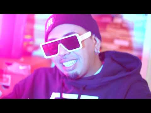 Vitrinazo Radio Show capitulo 1 LaZeta / Dosonek / 2Kora