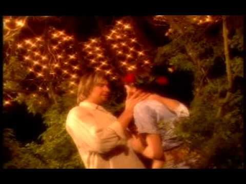 Pieter Smith - Blomme (Oorspronklike musiekvideo)