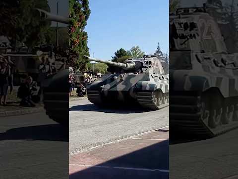 WW2 German King Tiger tank 233 tried to make a pivot turn but couldn't make it #wwii #tank #history