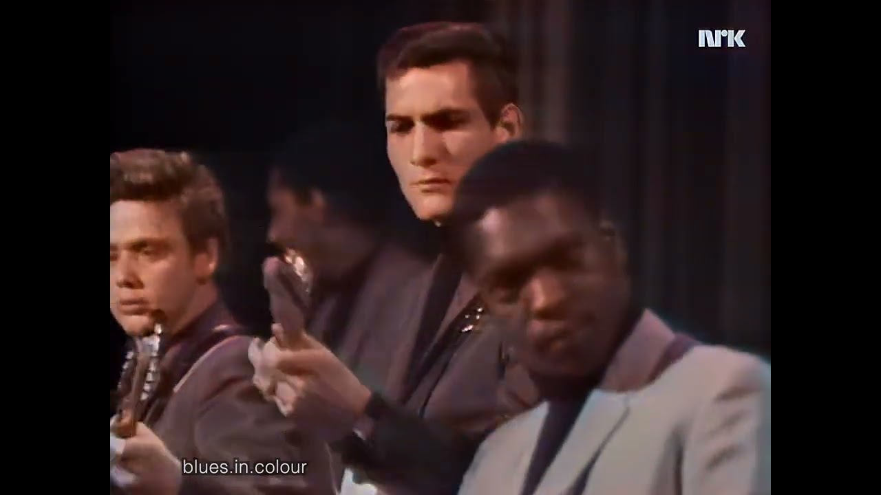 Booker T & the MG's - Green Onions [Colourised] 1967 - YouTube