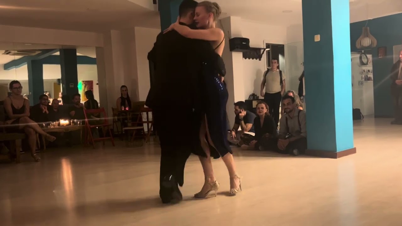 Lisa Bendau and Panagiotis Katanias - Nada mas
