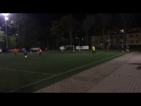 10.04 Primavera (czerwone) - Breslauer SC 08 (niebieskie)