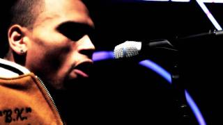 Chris Brown ft. T-Pain  - Niggas In Paris  (Official Video)