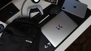 The ONLY Bag Your Tech Deserves! | Incase ICON Review