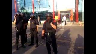 preview picture of video 'Carga policial contra concentración pacífica 06/06/2012 Lleida'