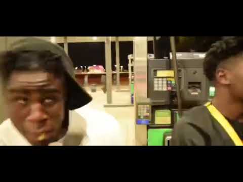 Dee bandz ft. Laagreg - INNIS BITCH (Official Video) (Official Audio)