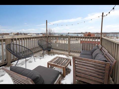South Boston - 468 E 6th #2 - Stunnig 1-Bed Penthouse - Private Roof Deck with Water Views!