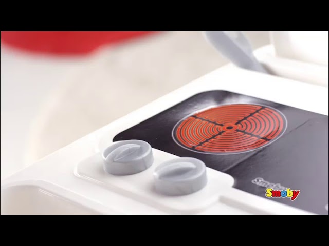Vídeo relacionado con Smoby- Cocina de Juguete Bon Appetit, 23 Accesorios, Horno y Campana, Placa de Cocción con Efectos Sonoros, A Partir de 3 Años (7600310824)