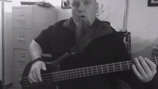 BASSES LOADED - Bootsy Collins Slap Bass Tutorial